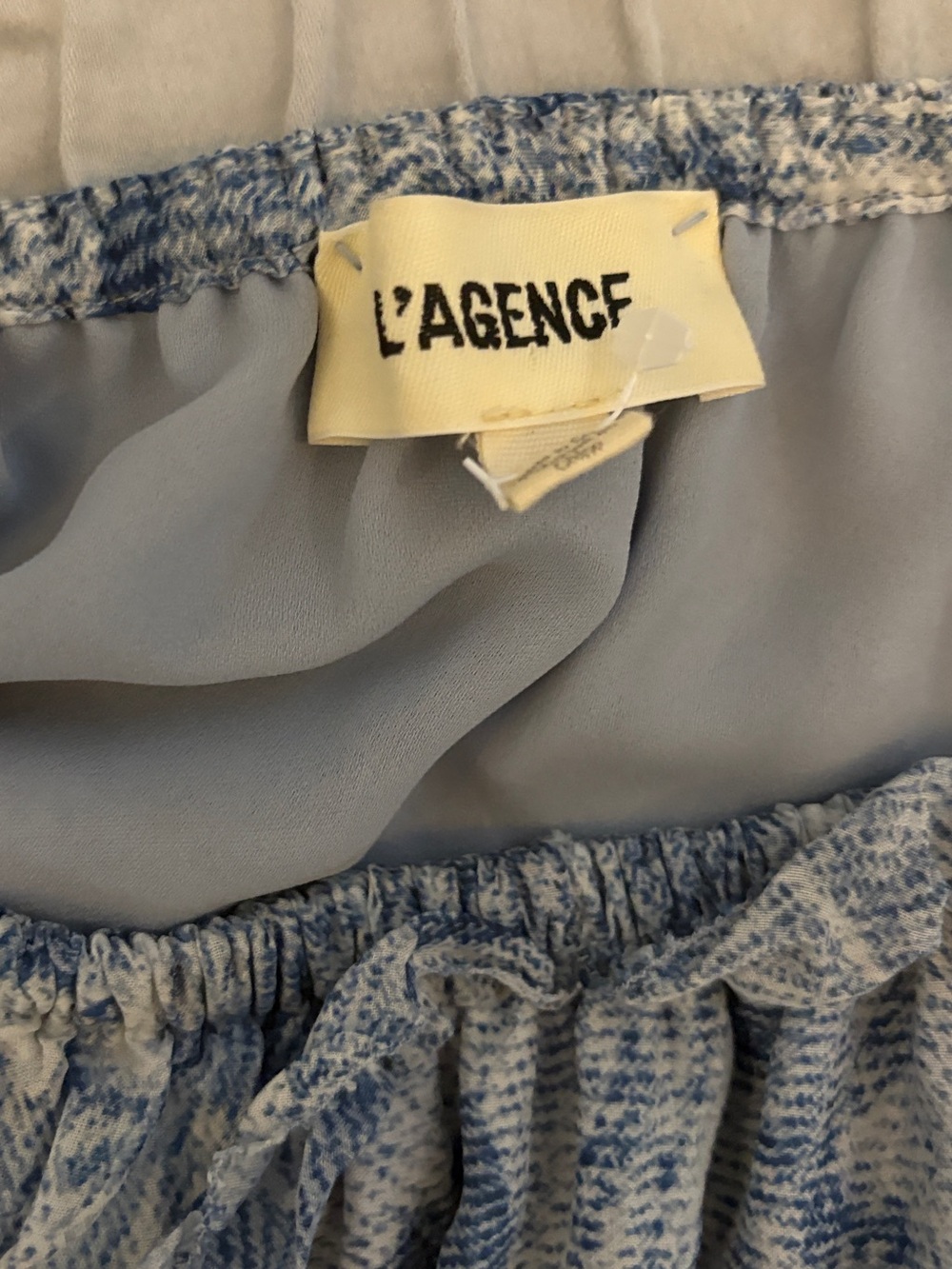 L'Agence Leonie Silk Off-The-Shoulder Dress Denim Print Small Read Flaws (pics) - Picture 3 of 10